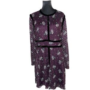 Xhilaration sturdy stretchy floral lace with velvet trim lined body